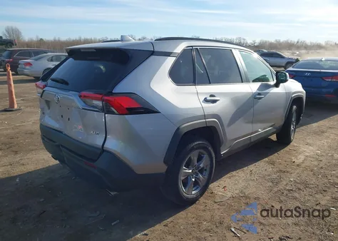 2022 Toyota Rav4 Xle from USA, damaged, VIN 2T3W1RFV4NC178979